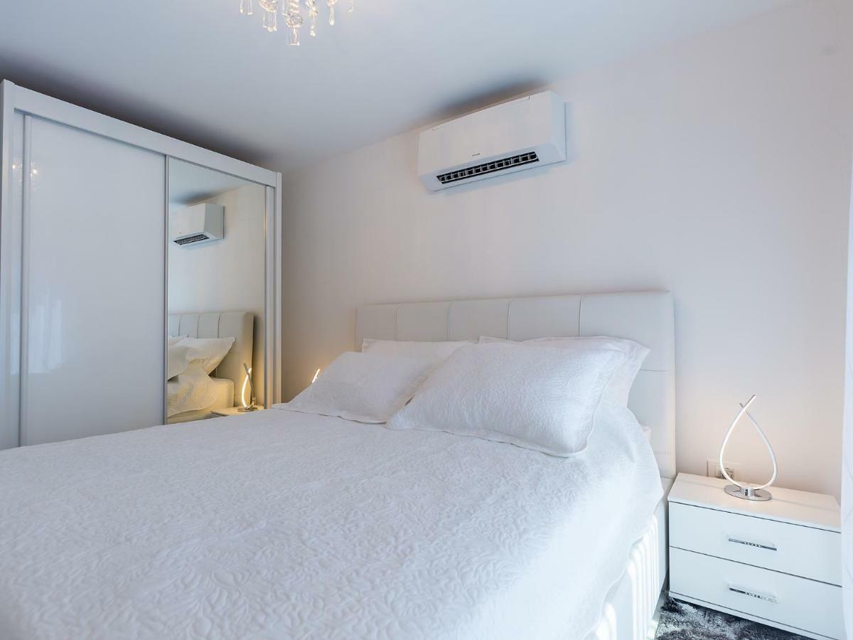 Apartmani Beril Lux روفينج المظهر الخارجي الصورة